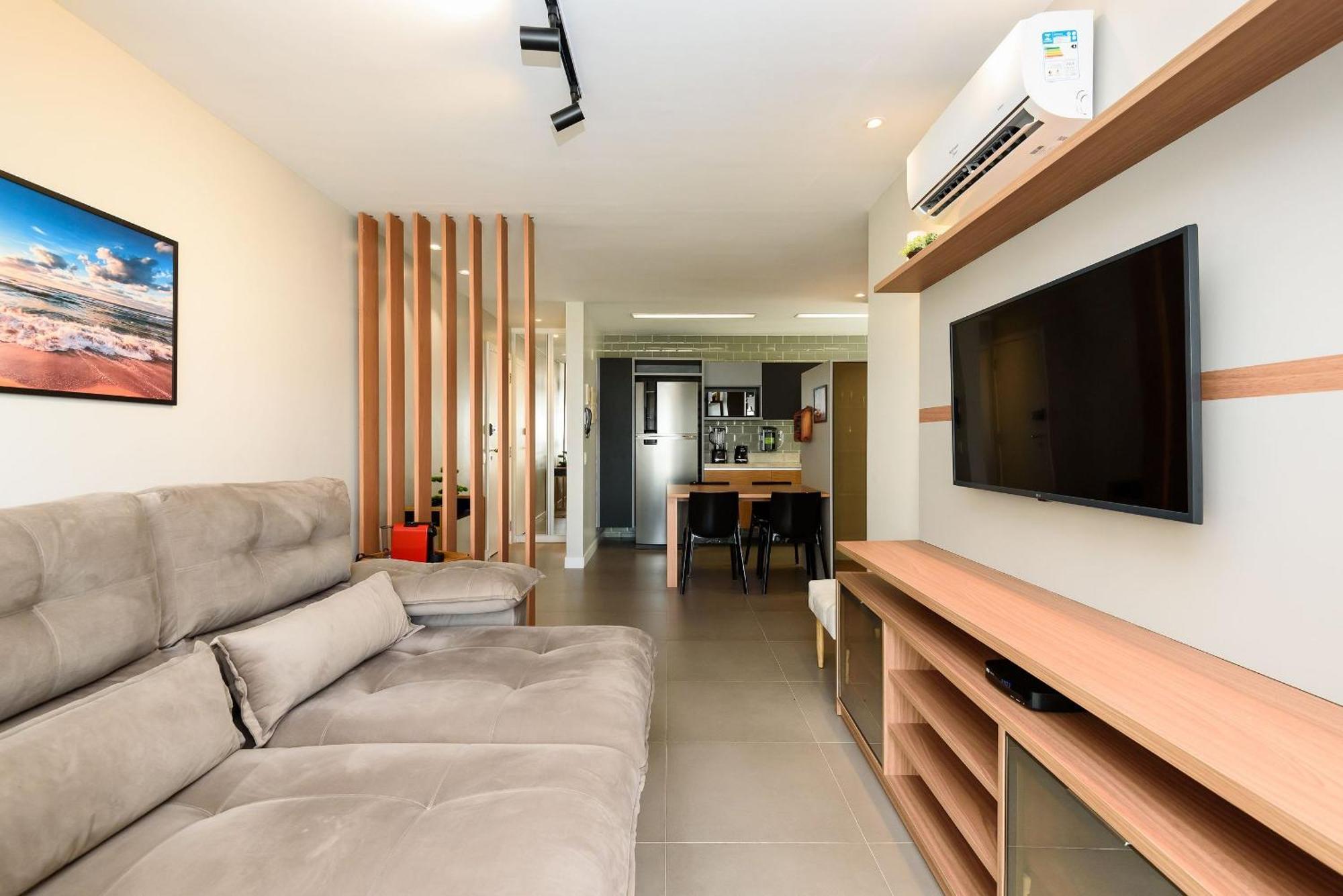 C/ Piscina E Garagem | Fl 960/520 * Rio de Janeiro